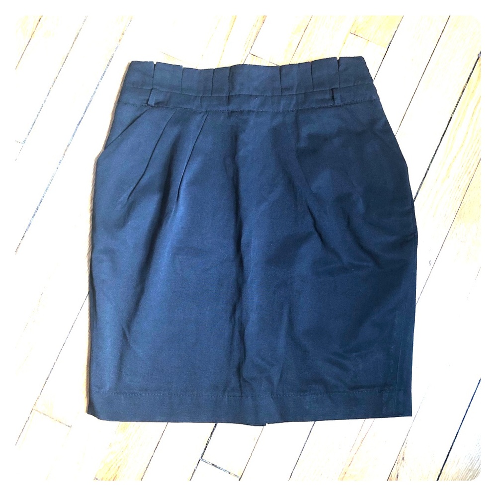 Black pencil skirt